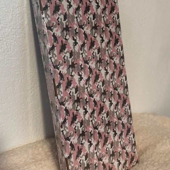 American Cat Club CardBoard Scratcher- Reversable, Files Nails, CATNIP INCLUDED - Picture 2 of 2